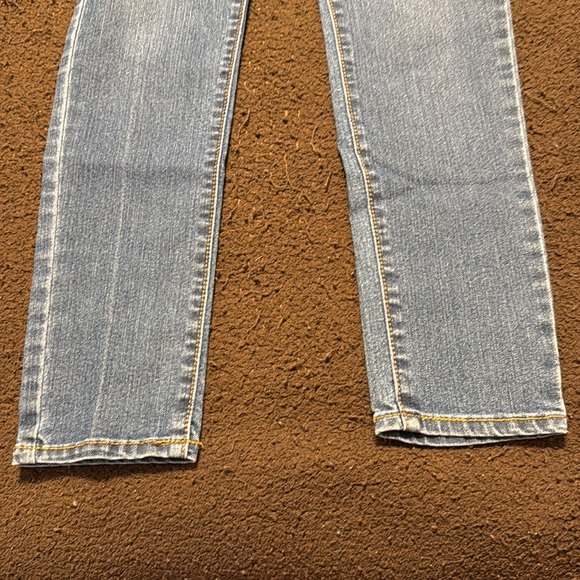Old Navy Super skinny Mid-Rise Jeans - Picture 4 of 4